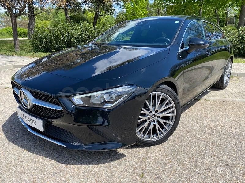 Usado Mercedes CLA200 Shooting Brake 150 CV (110 kW) 2021 Negro Familiar