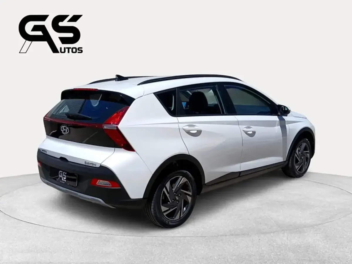 Usado Hyundai Bayon 84 CV (61 kW) 2023 Blanco SUV