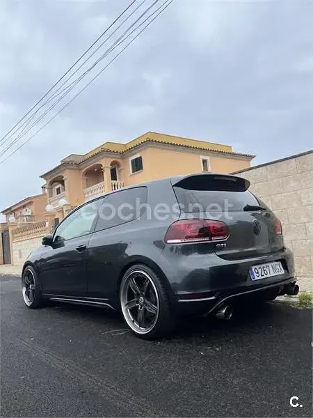 Usado VW Golf VI GTI 210 CV (154 kW) 2011 Negro Berlina
