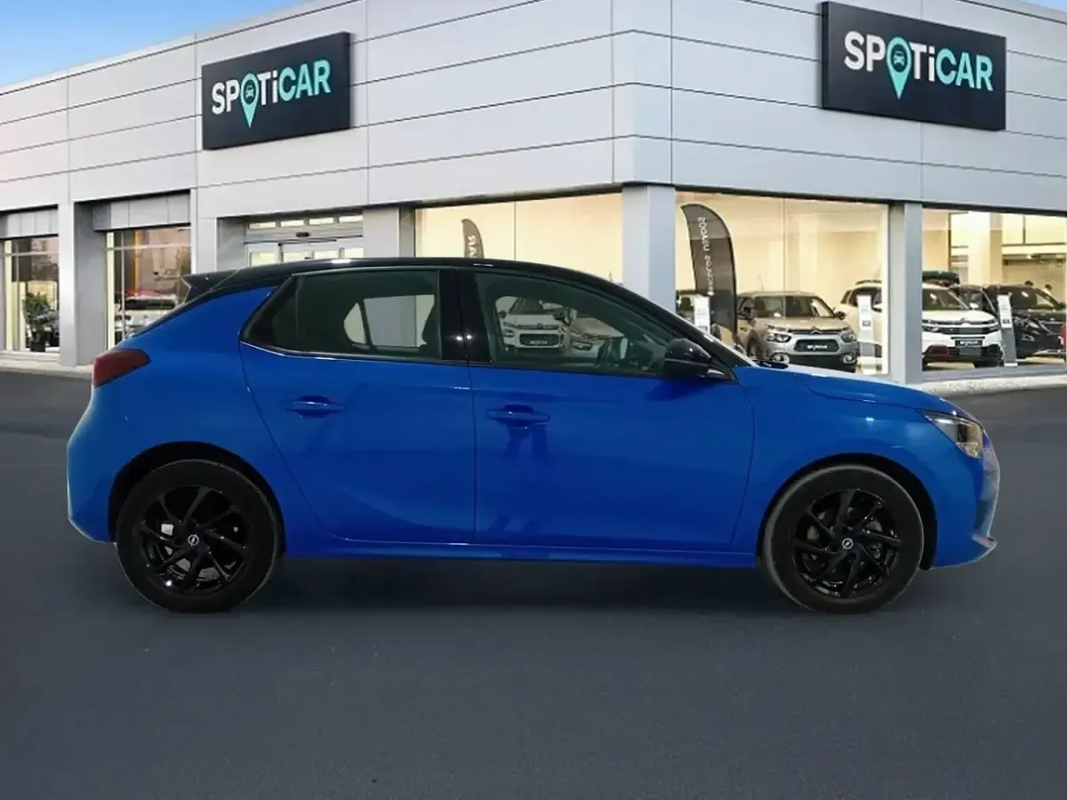 Usado Opel Corsa GS Line 100 CV (73 kW) 2022 Azul Utilitario