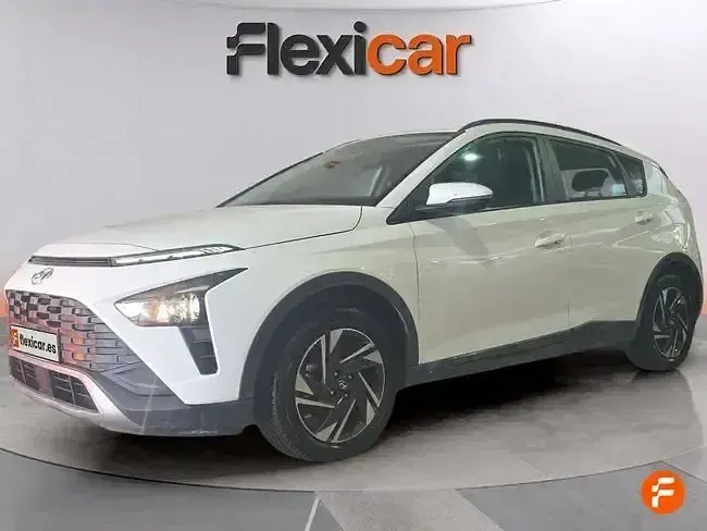 Usado Hyundai Bayon 84 HP (61 kW) 2023 Branco SUV