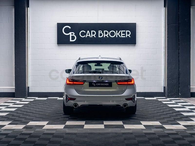Usado BMW 320e 190 CV (139 kW) 2020 Gris / plata Familiar