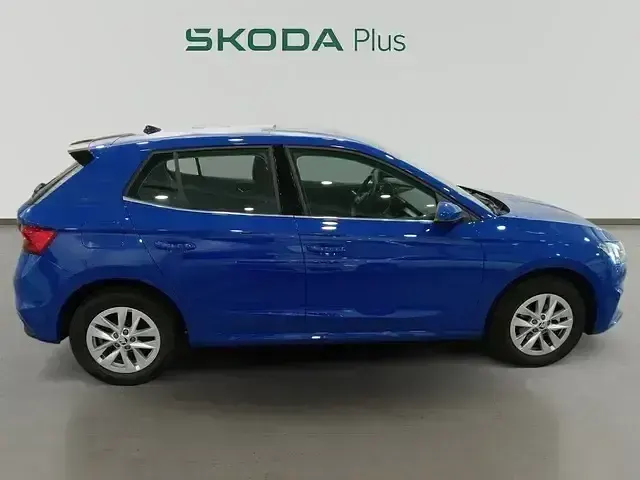 Usado Skoda Fabia Ambition 80 HP (58 kW) 2022 Azul Citadino