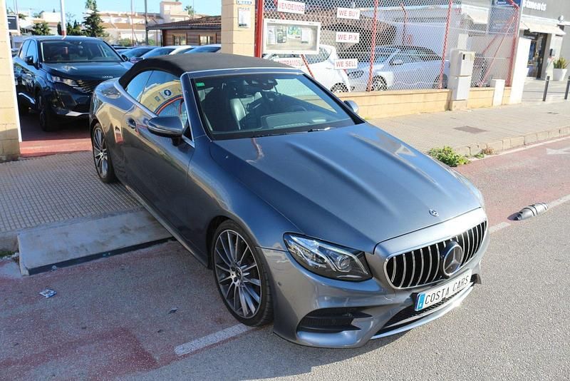 Usado Mercedes E220 AMG 195 CV (143 kW) 2017 Gris Descapotable