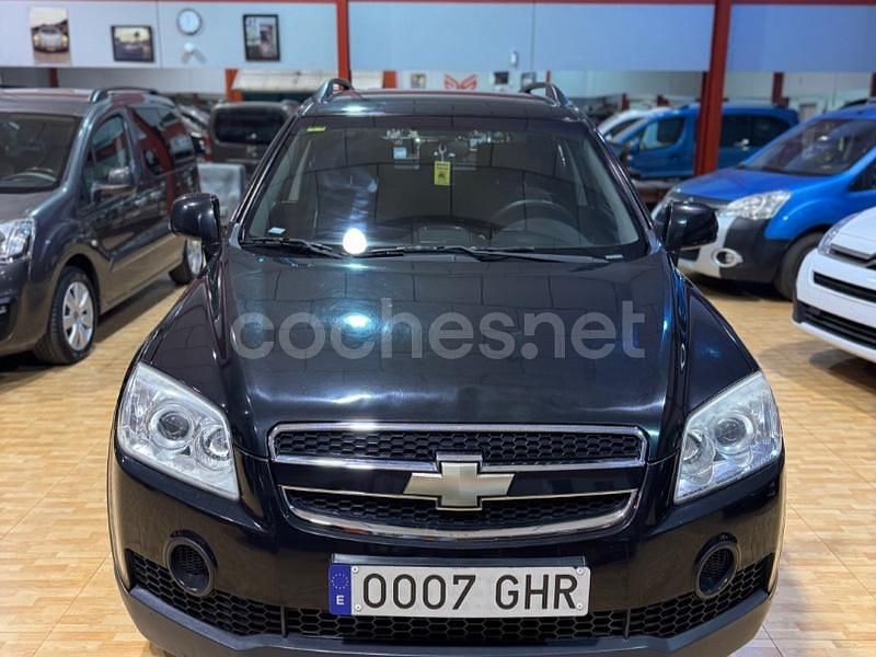 Negro Usado 2008 Chevrolet Captiva LS SUV | 5990 € (Precio justo) - Imagen 1/4