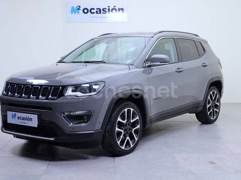 Usado Jeep Compass Limited 130 CV (95 kW) 2022 Gris SUV