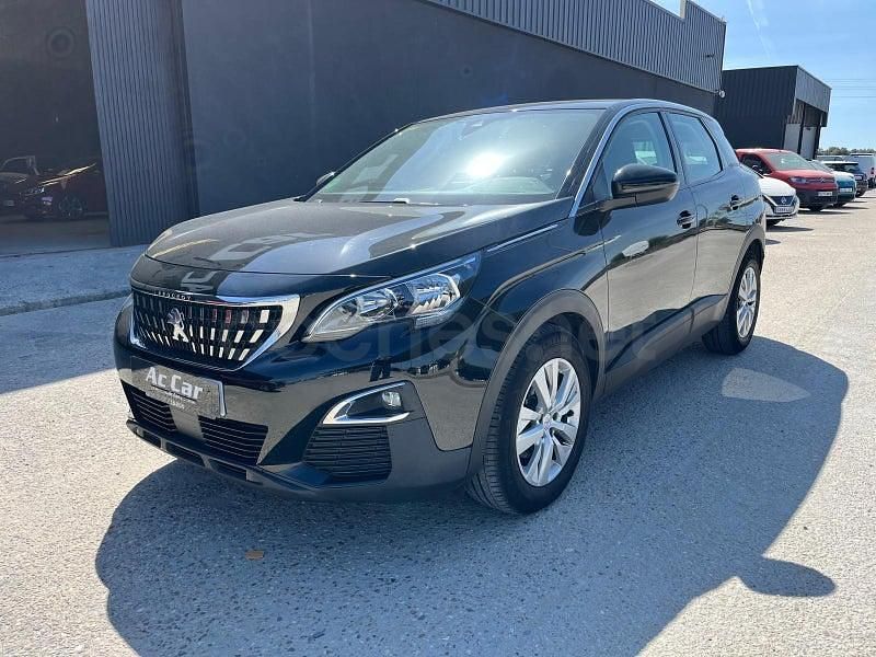 Usado Peugeot 3008 Active 130 CV (95 kW) 2018 Negro SUV