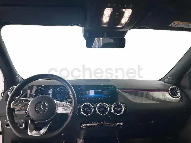 Usado Mercedes GLA200 150 CV (110 kW) 2023 Blanco SUV