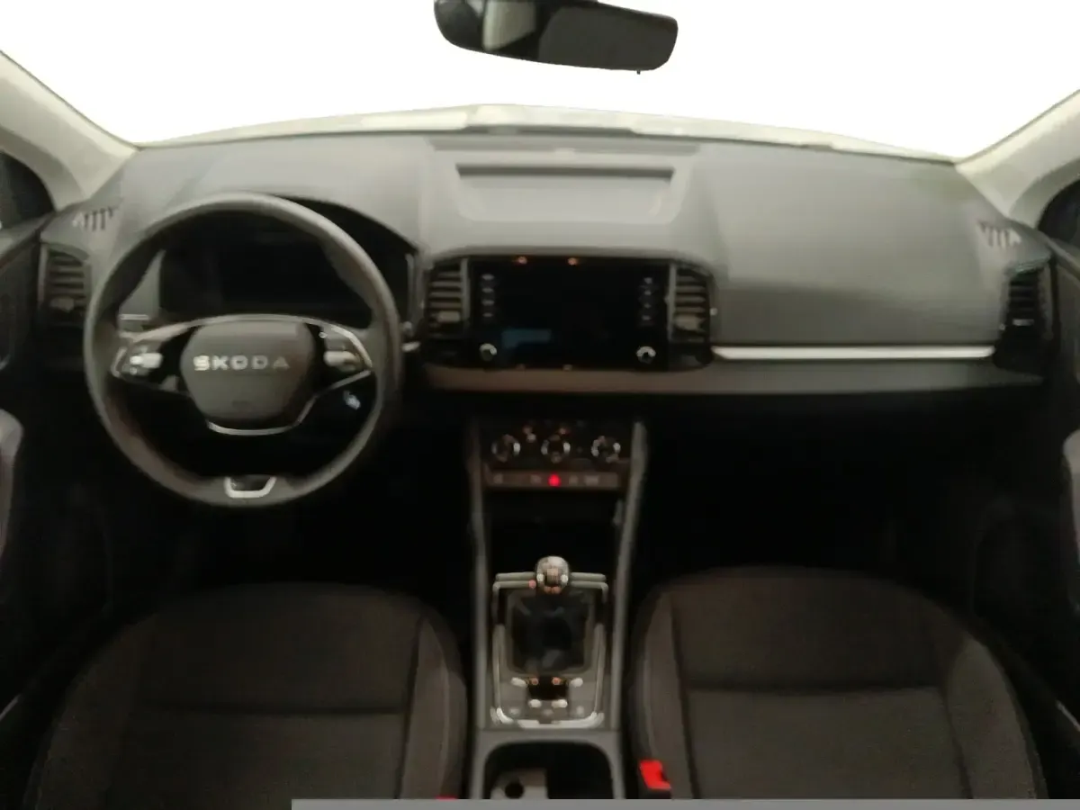 Usado Skoda Karoq 150 CV (110 kW) 2025 Blanco SUV