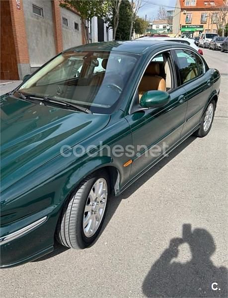 Verde Usado 2002 Jaguar X-type Executive Berlina | 2000 € (Super precio) - Imagen 1/4