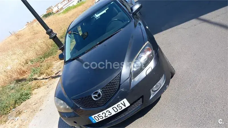 Usado Mazda 3 Active 109 CV (80 kW) 2005 Negro Berlina