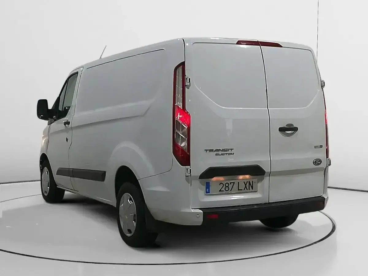 Usado Ford Transit Custom Trend 130 CV (95 kW) 2022 Blanco Van