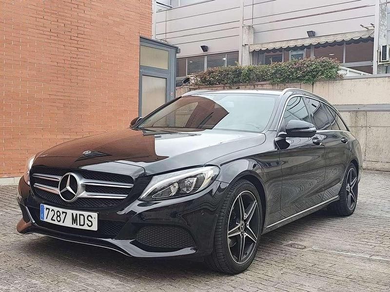 Usado Mercedes C200 Avantgarde 136 CV (100 kW) 2017 Negro Familiar