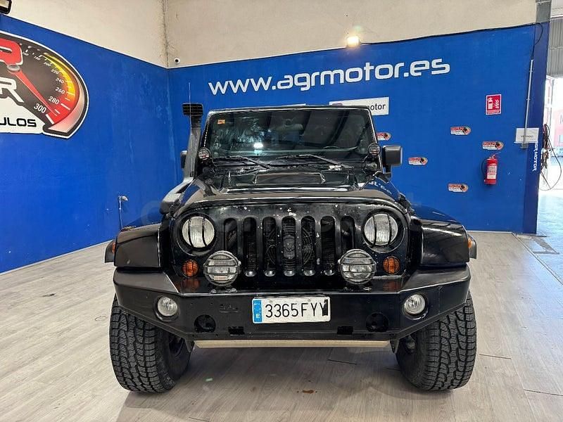Usado Jeep Wrangler Sahara 177 CV (130 kW) 2008 Negro SUV