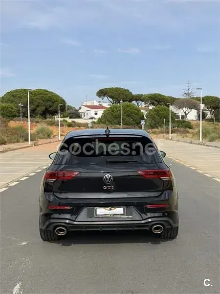 Usado VW Golf VII GTI Clubsport 301 CV (221 kW) 2021 Negro Utilitario