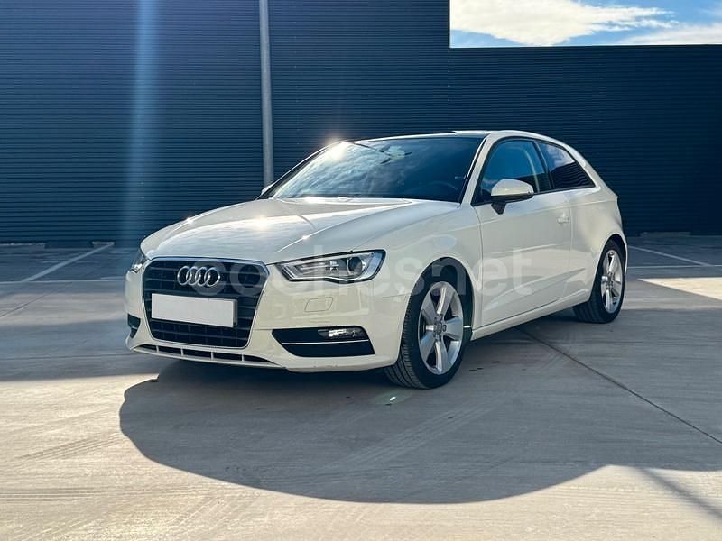 Blanco Usado 2013 Audi A3 Ambition Berlina | 12.500 € (Precio justo) - Imagen 1/4
