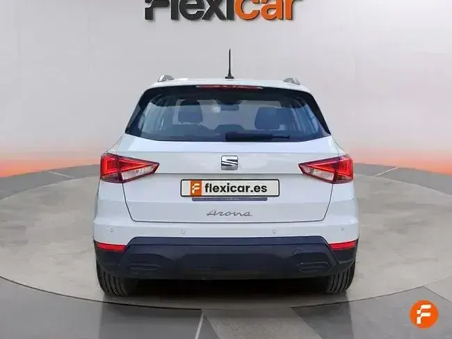 Używany Seat Arona Style 115 KM (84 kW) 2024 Biały SUV