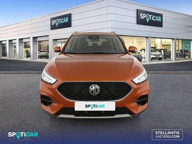 Usado MG ZS Comfort 107 CV (78 kW) 2025 Naranja SUV