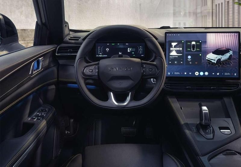 Usado Lynk & Co 01 179 CV (131 kW) 2023 Negro SUV