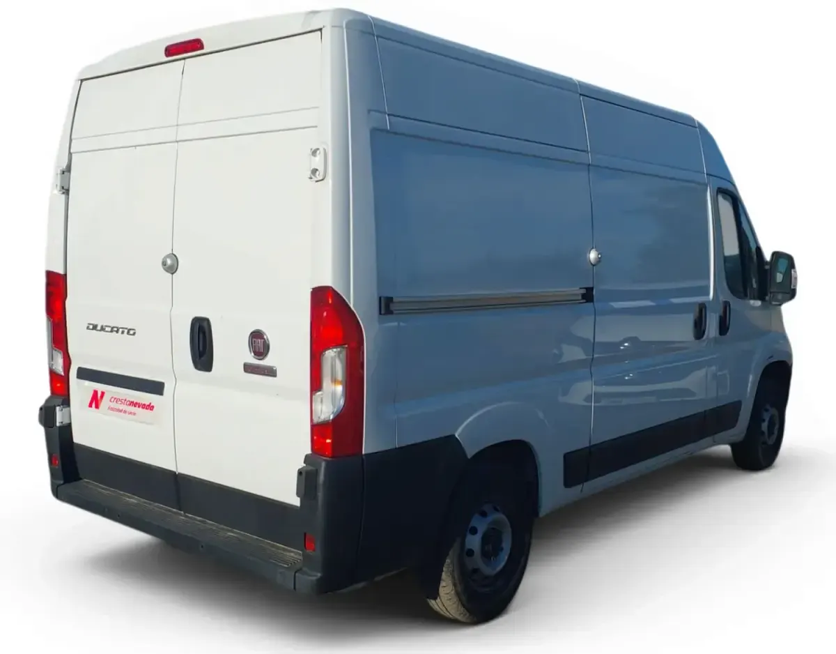Usado Fiat Ducato Easy 140 CV (102 kW) 2023 Blanco Van