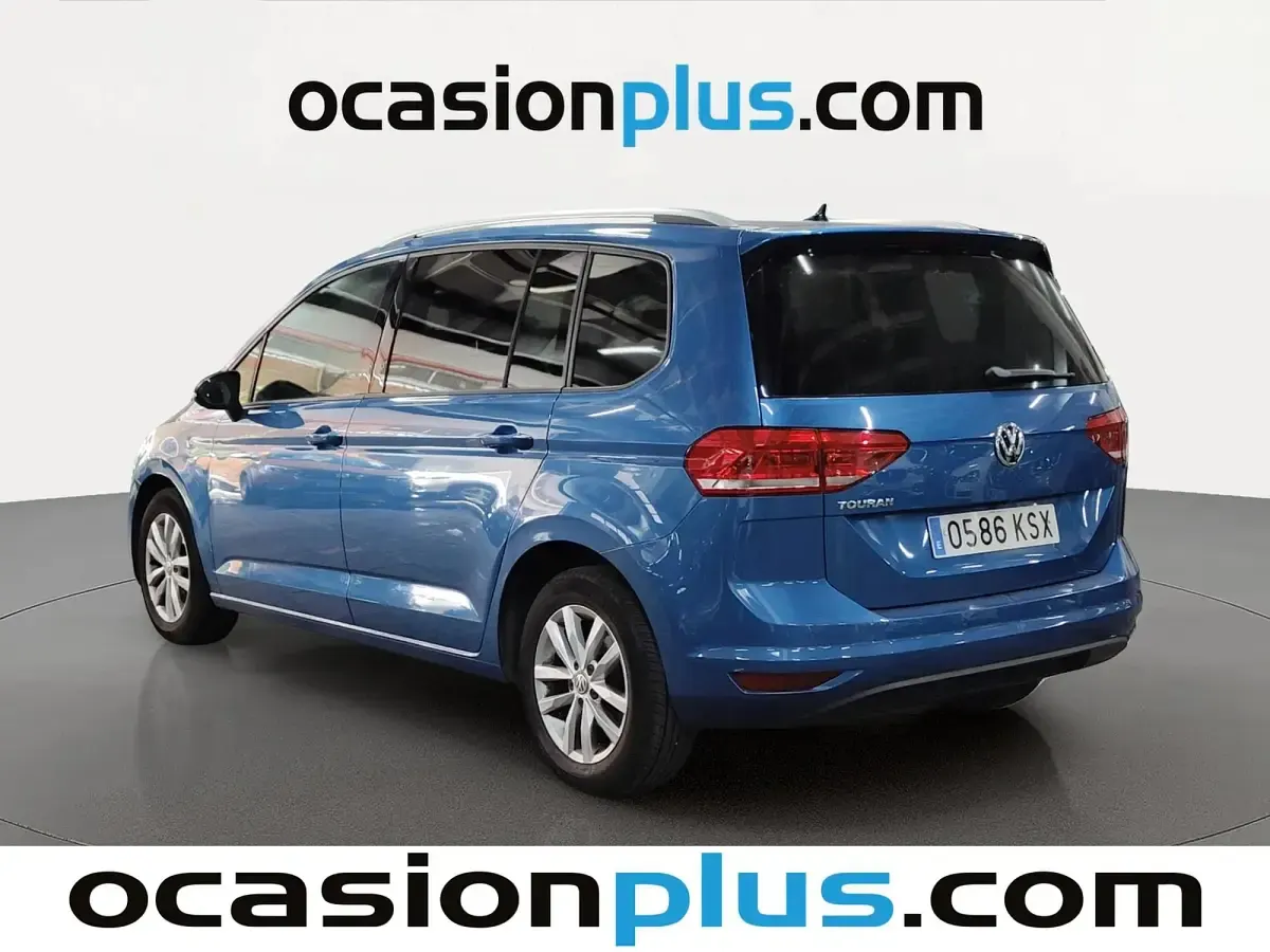 Usado VW Touran Advance 116 CV (85 kW) 2019 Azul Monovolumen