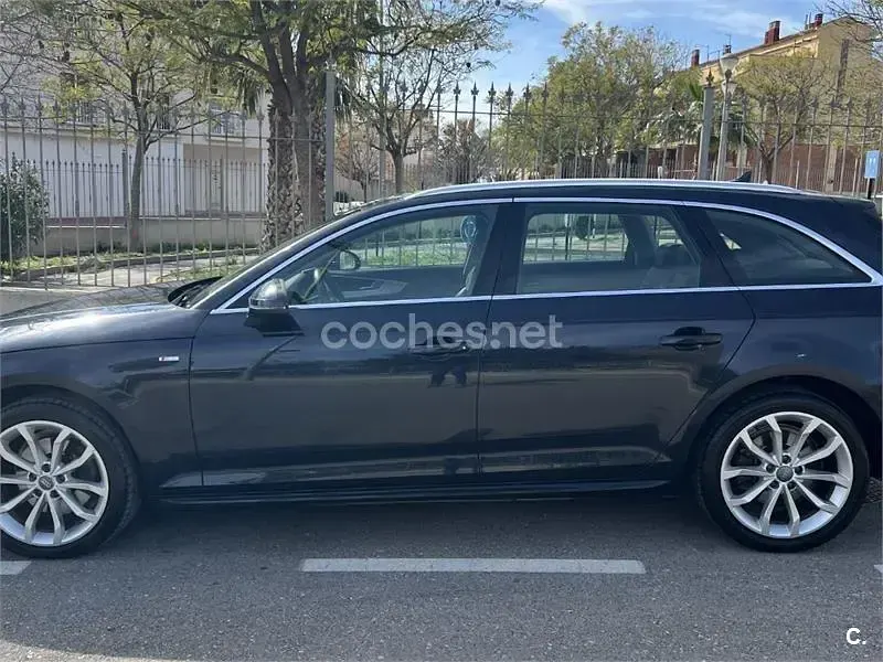 Usado Audi A4 Sport 150 CV (110 kW) 2016 Azul Familiar