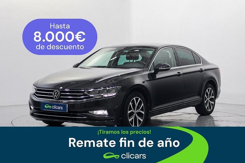 Gris Usado 2021 VW Passat Executive Berlina | 20.990 € (Precio justo) - Imagen 1/4
