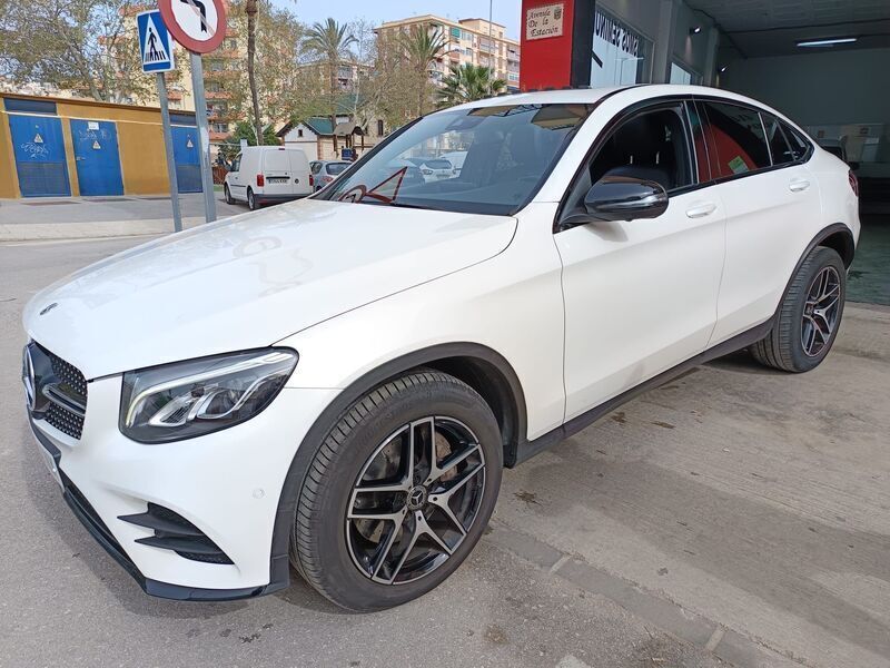 Blanco Usado 2018 Mercedes GLC250 | 34.999 € (Un poco caro) - Imagen 1/4