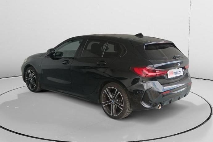 Usado BMW 118 M Sport 136 CV (100 kW) 2023 Negro Utilitario