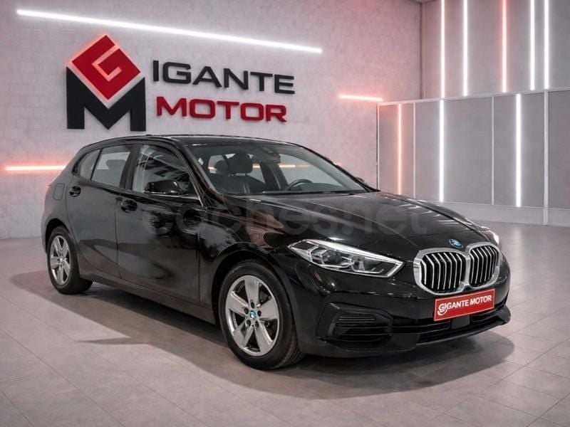 Usado BMW 116 Comfort Edition 116 CV (85 kW) 2020 Negro Utilitario