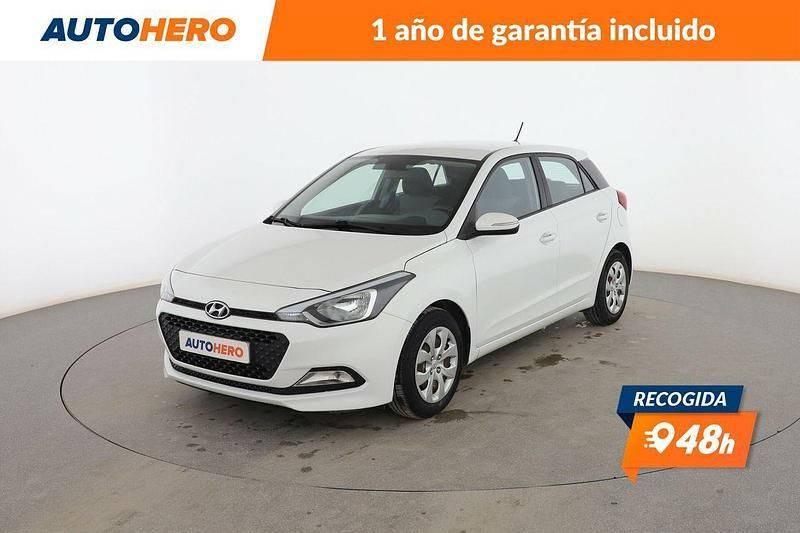 Blanco Usado 2016 Hyundai i20 Utilitario | 8599 € (Precio justo) - Imagen 1/3