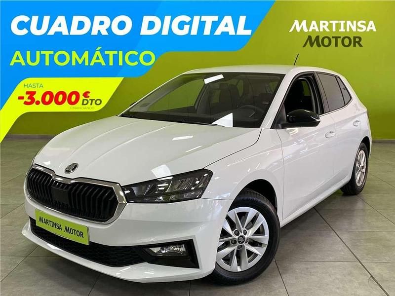 Blanco Usado 2025 Skoda Fabia Selection Utilitario | 19.300 € (Super precio) - Imagen 1/4