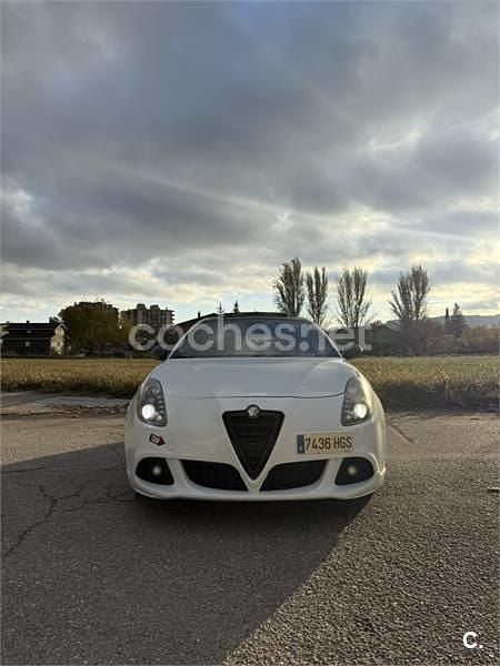 Usado Alfa Romeo Giulietta Quadrifoglio Verde 235 CV (172 kW) 2011 Blanco Utilitario