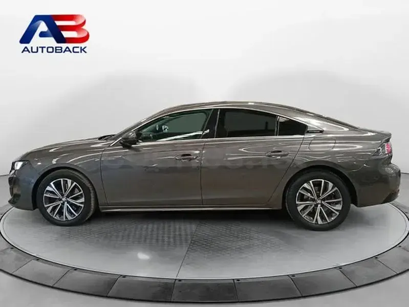 Usado Peugeot 508 Allure 225 CV (165 kW) 2021 Gris / plata Berlina