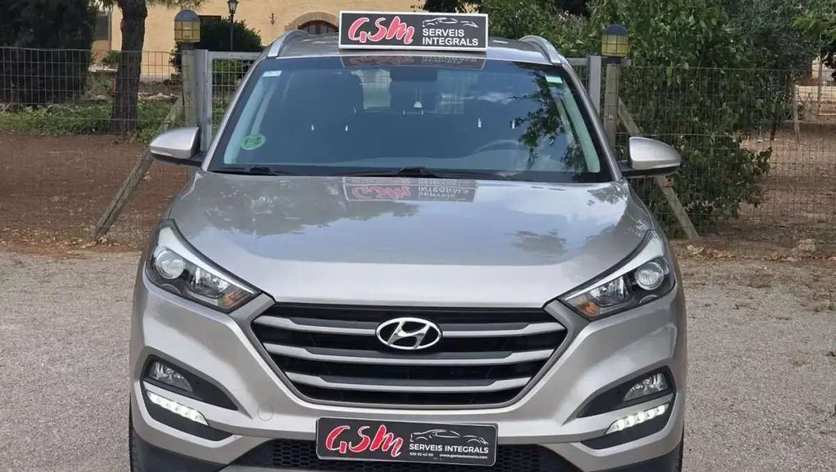 Usado Hyundai Tucson 132 CV (97 kW) 2015 Beige SUV