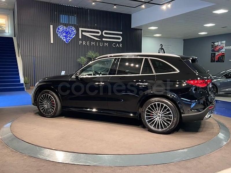 Usado Mercedes GLC220 AMG line 197 HP (144 kW) 2023 Preto SUV