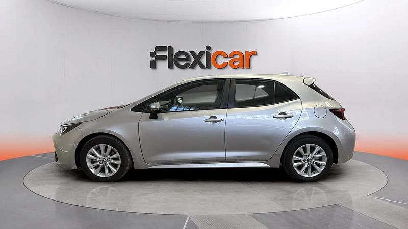 Usado Toyota Corolla Active 140 CV (102 kW) 2024 Gris Berlina