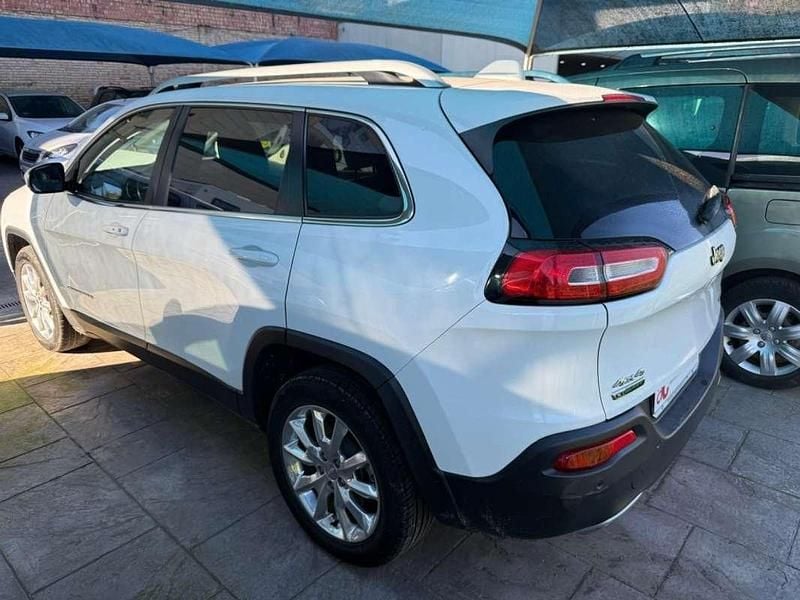 Usado Jeep Cherokee Limited 170 CV (125 kW) 2015 Blanco SUV