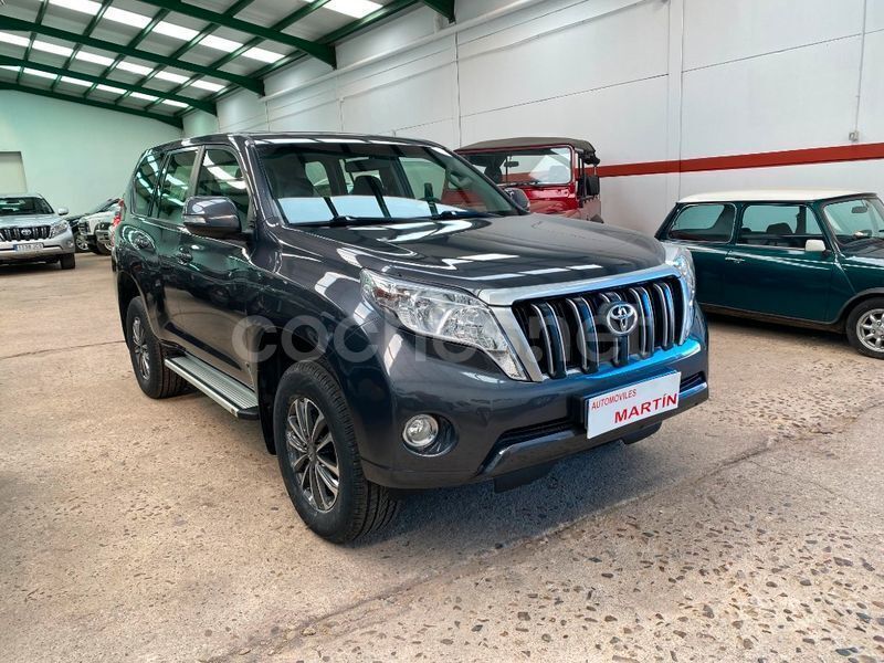 Gris / plata Usado 2016 Toyota Land Cruiser SUV | 36.900 € (Precio justo) - Imagen 1/4