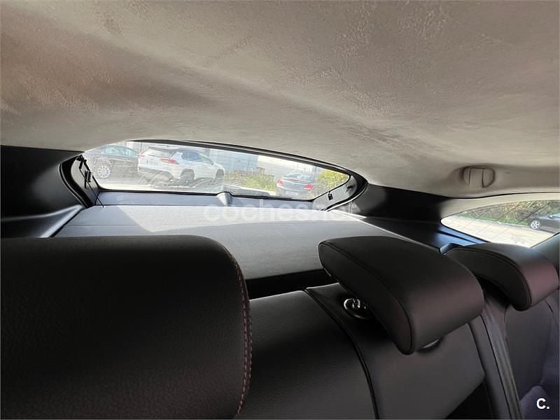 Usado Jaguar F-Pace Prestige 180 CV (132 kW) 2019 Granate SUV