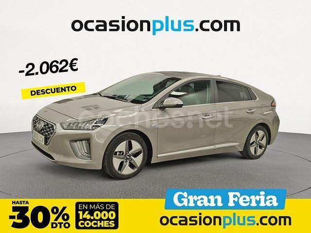 Gris / plata Usado 2019 Hyundai Ioniq Style Berlina | 22.690 € (Caro) - Imagen 1/4