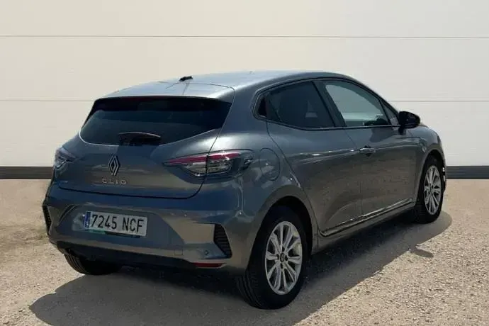 Usado Renault Clio Evolution 100 CV (73 kW) 2025 Utilitario