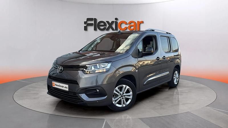 Usado Toyota Proace Verso Active 110 CV (80 kW) 2022 Gris Familiar