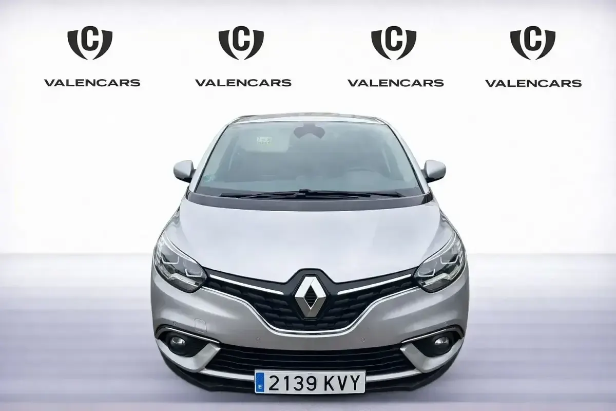Usado Renault Grand Scénic IV Zen 140 CV (102 kW) 2019 Gris / plata Monovolumen