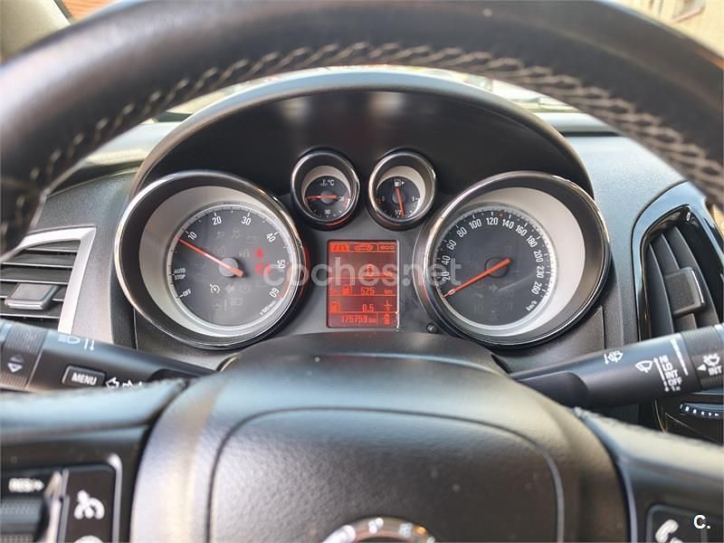 Usado Opel Astra Excellence 136 CV (100 kW) 2015 Gris / plata Berlina