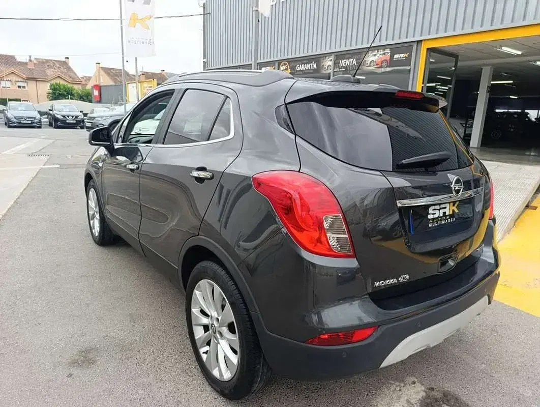 Usado Opel Mokka X S 147 CV (108 kW) 2018 Gris SUV