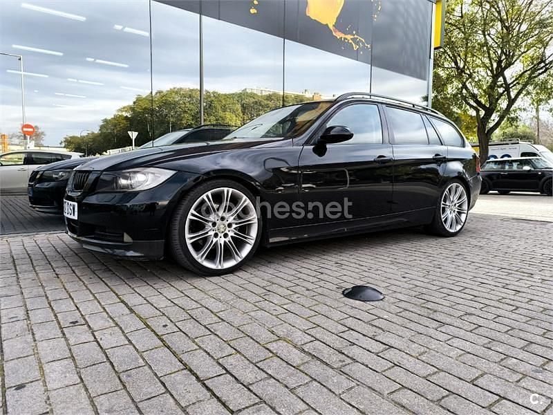 Negro Usado 2005 BMW 320 Familiar | 7500 € (Caro) - Imagen 1/4