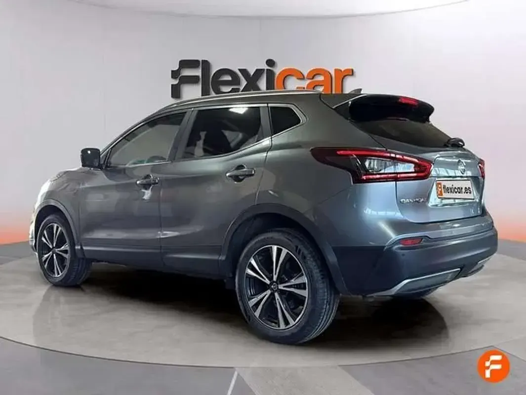 Usado Nissan Qashqai N-Connecta 160 CV (117 kW) 2020 Gris SUV