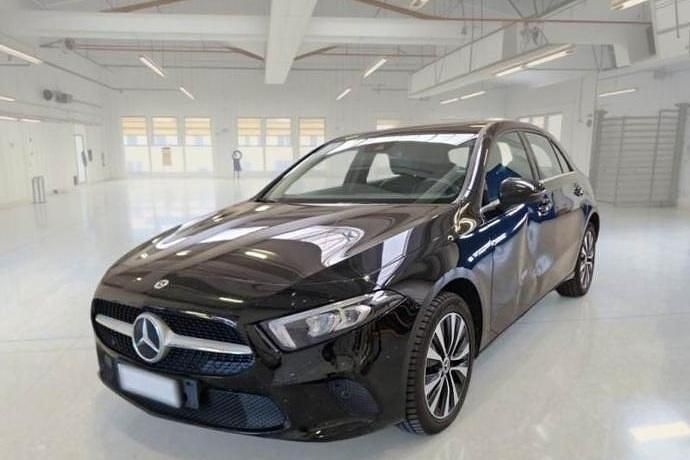 Usado 2021 Mercedes A250 | 20.850 € - Imagen 1/4