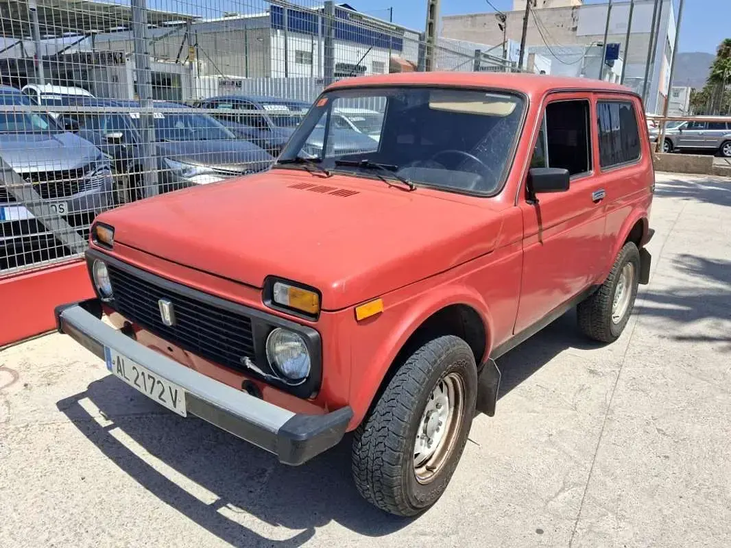 Usado Lada niva 80 CV (58 kW) 1993 Rojo SUV